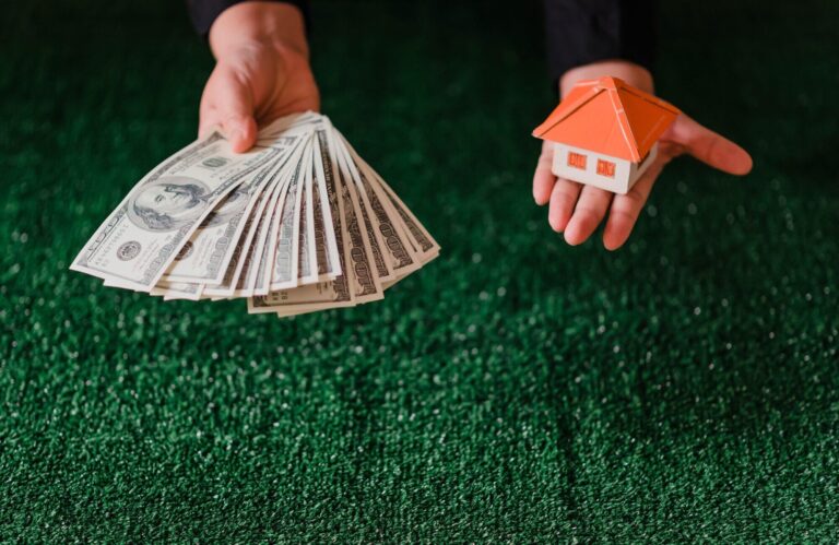 How Fast House Buyers Simplify the Selling Process